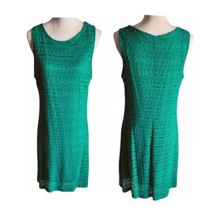 LACE EMERALD GREEN SLEEVELESS SHEATH DRESS